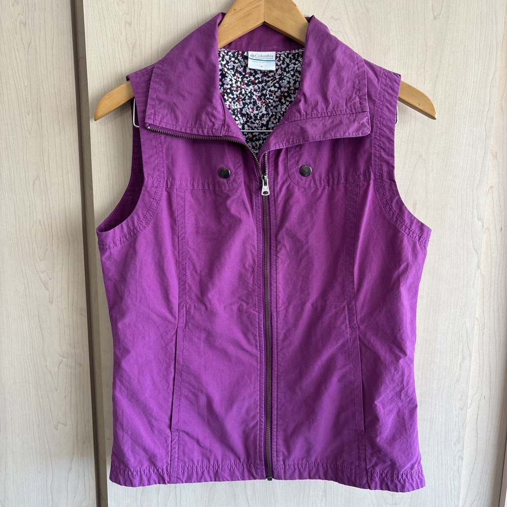Columbia Vest Womens Small Full Zip Outdoor Hiking Trekking Camping Purple